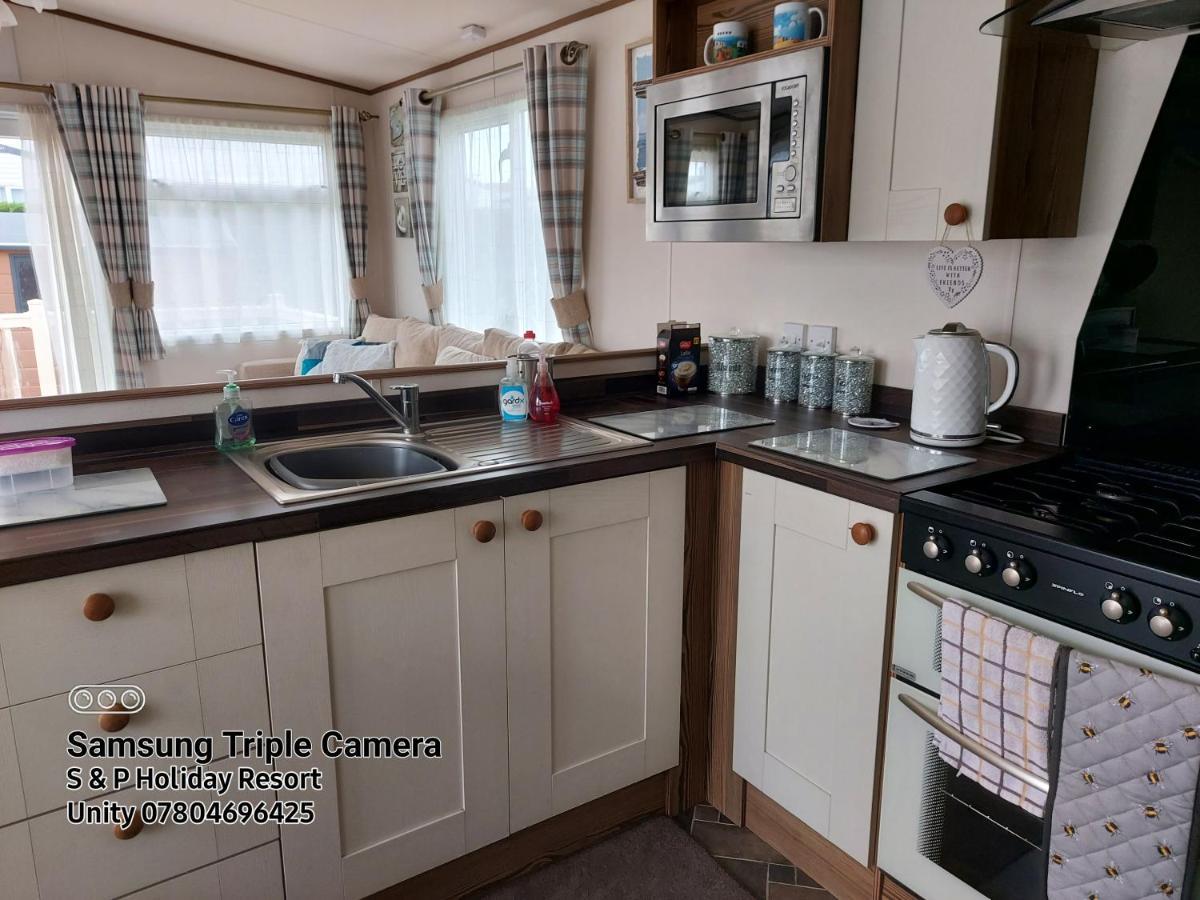 149 Holiday Resort Unity 3 Bedroom Passes Included برين المظهر الخارجي الصورة
