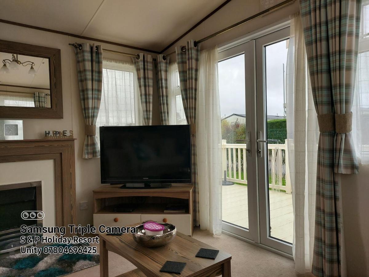 149 Holiday Resort Unity 3 Bedroom Passes Included برين المظهر الخارجي الصورة