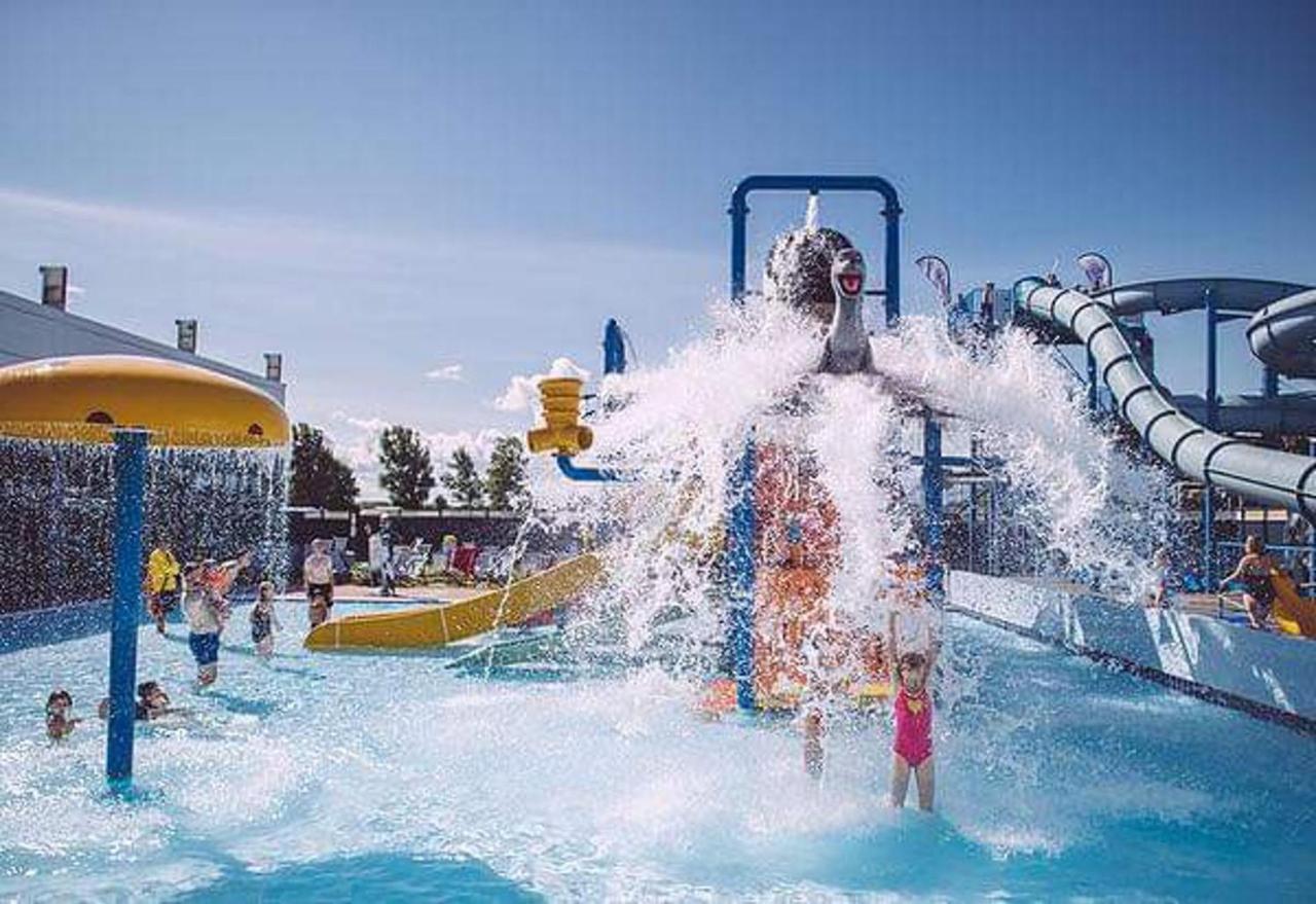 149 Holiday Resort Unity 3 Bedroom Passes Included برين المظهر الخارجي الصورة