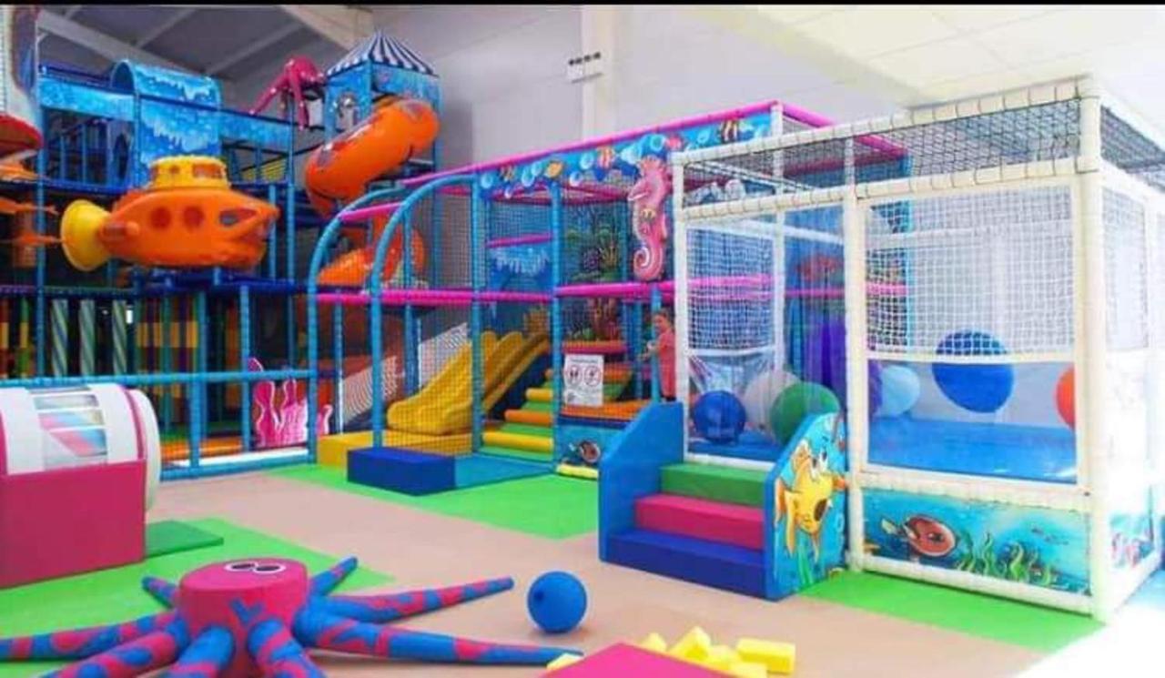 149 Holiday Resort Unity 3 Bedroom Passes Included برين المظهر الخارجي الصورة