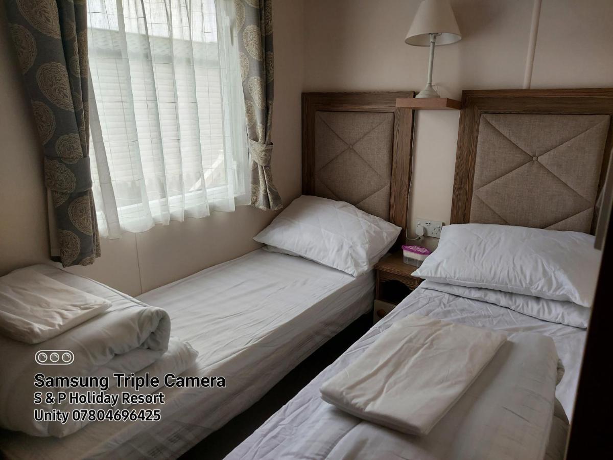 149 Holiday Resort Unity 3 Bedroom Passes Included برين المظهر الخارجي الصورة